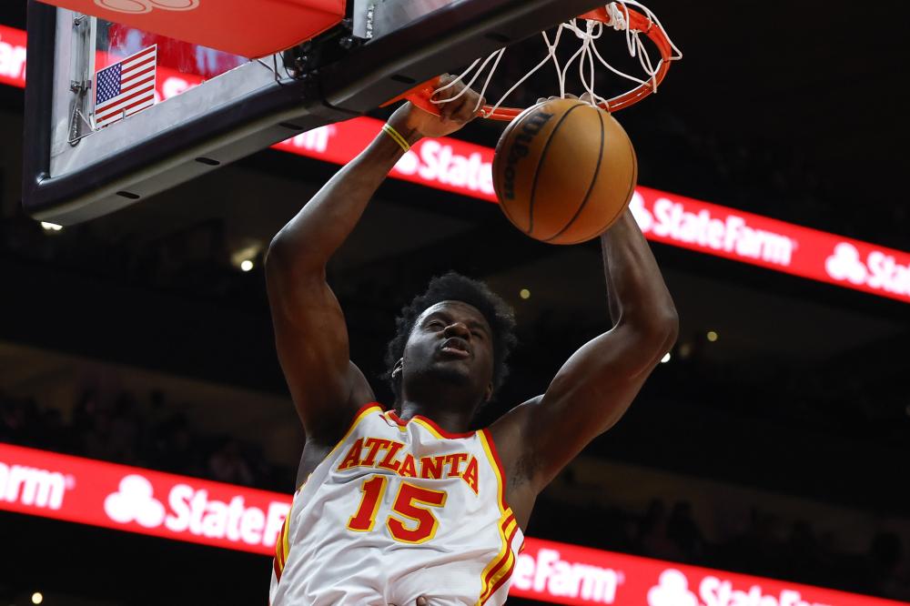 手在禁区前 手在禁区前