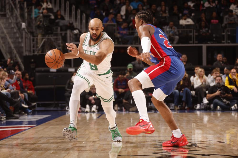 表现出了卓 表现出了卓