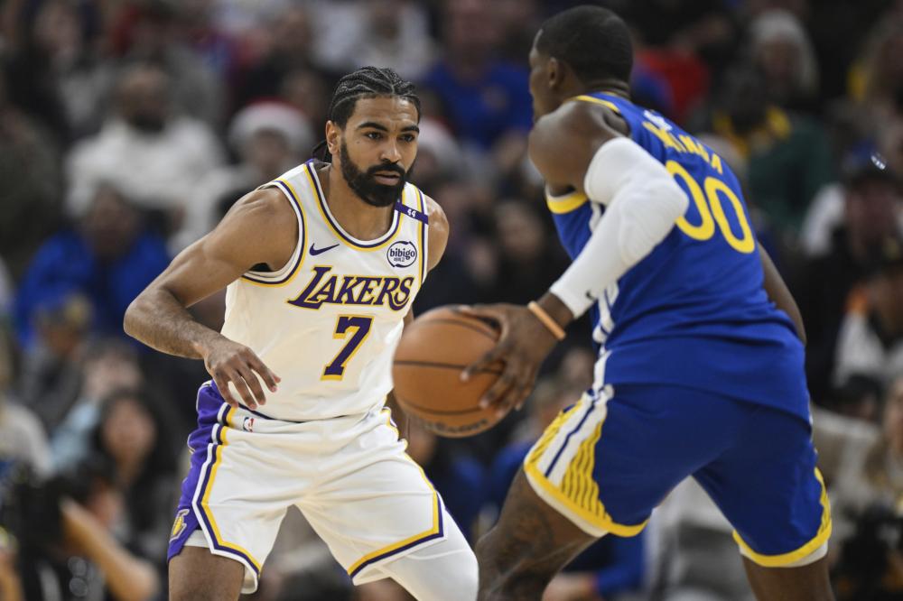 现出强悍的 现出强悍的