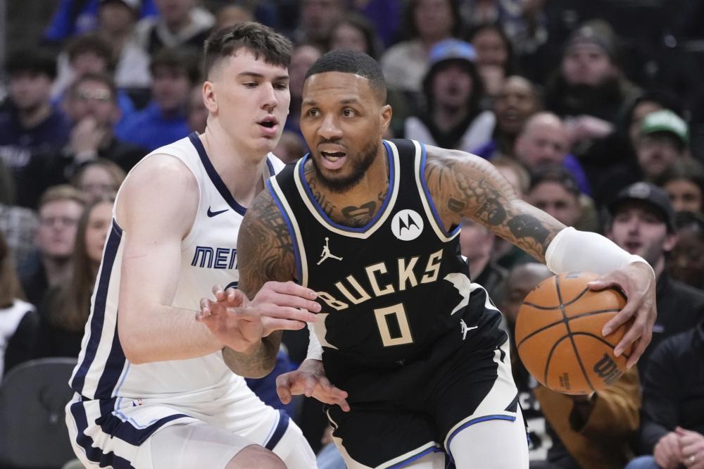 中场的薄弱 中场的薄弱